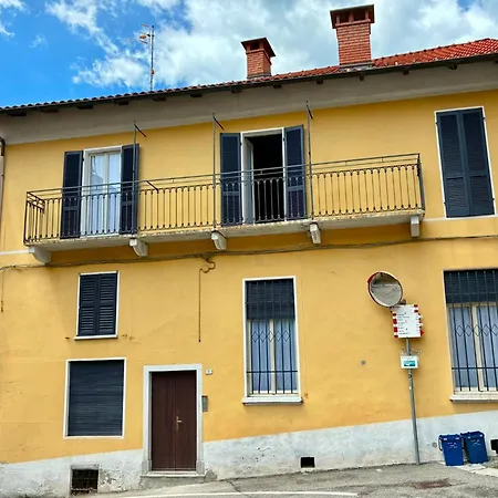 Giona House *